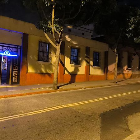Karim Hostel Guatemala City Exterior photo