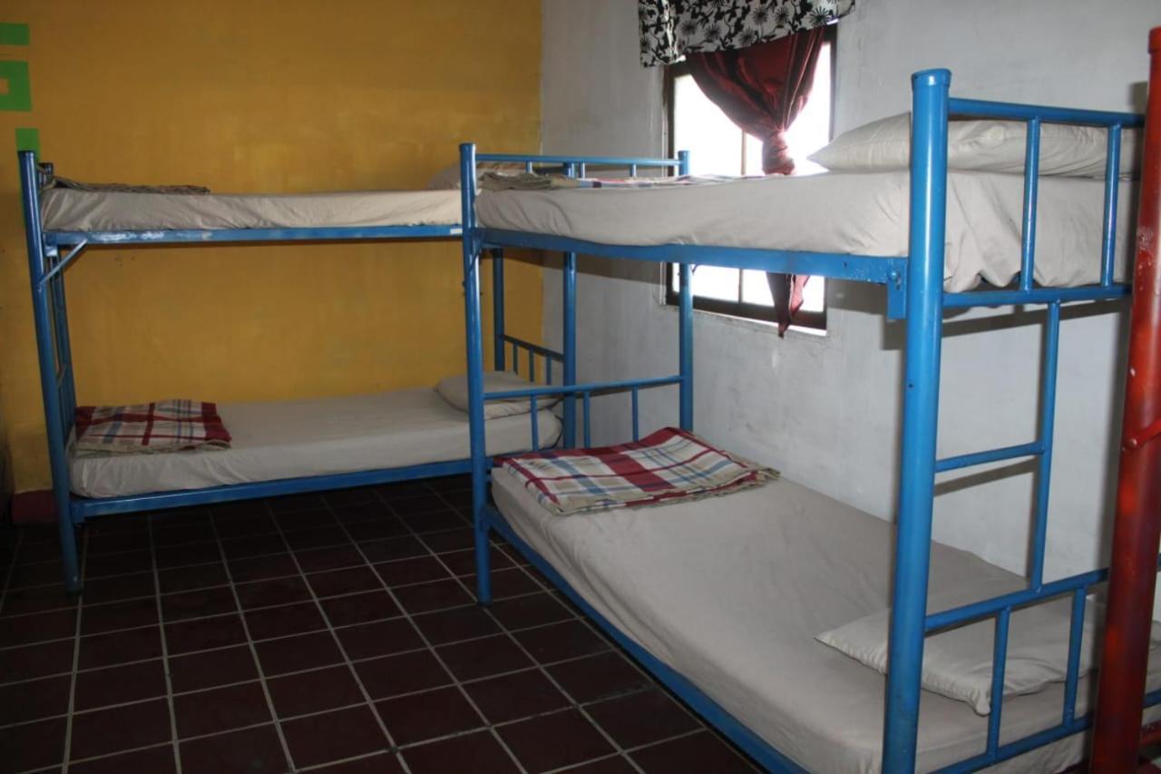 Karim Hostel Guatemala City Exterior photo