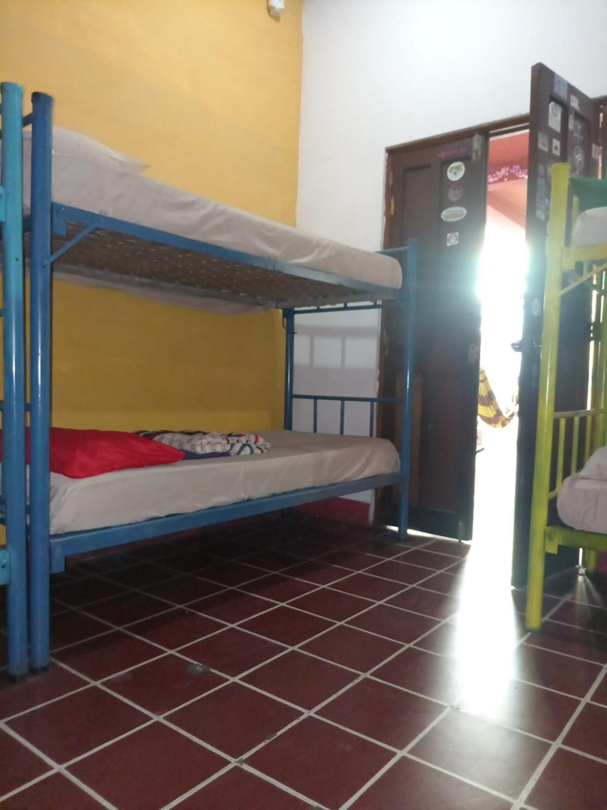 Karim Hostel Guatemala City Exterior photo