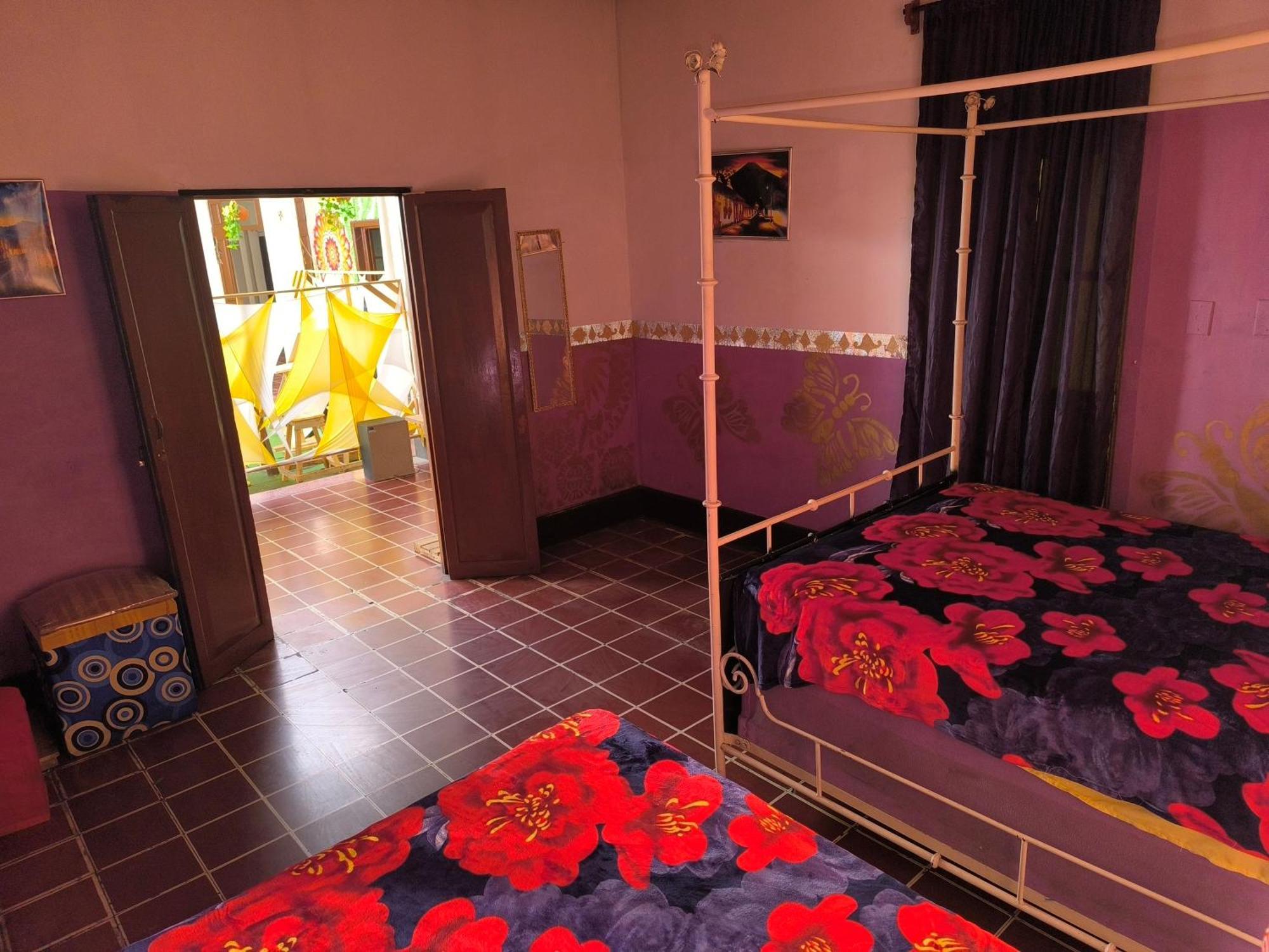 Karim Hostel Guatemala City Exterior photo