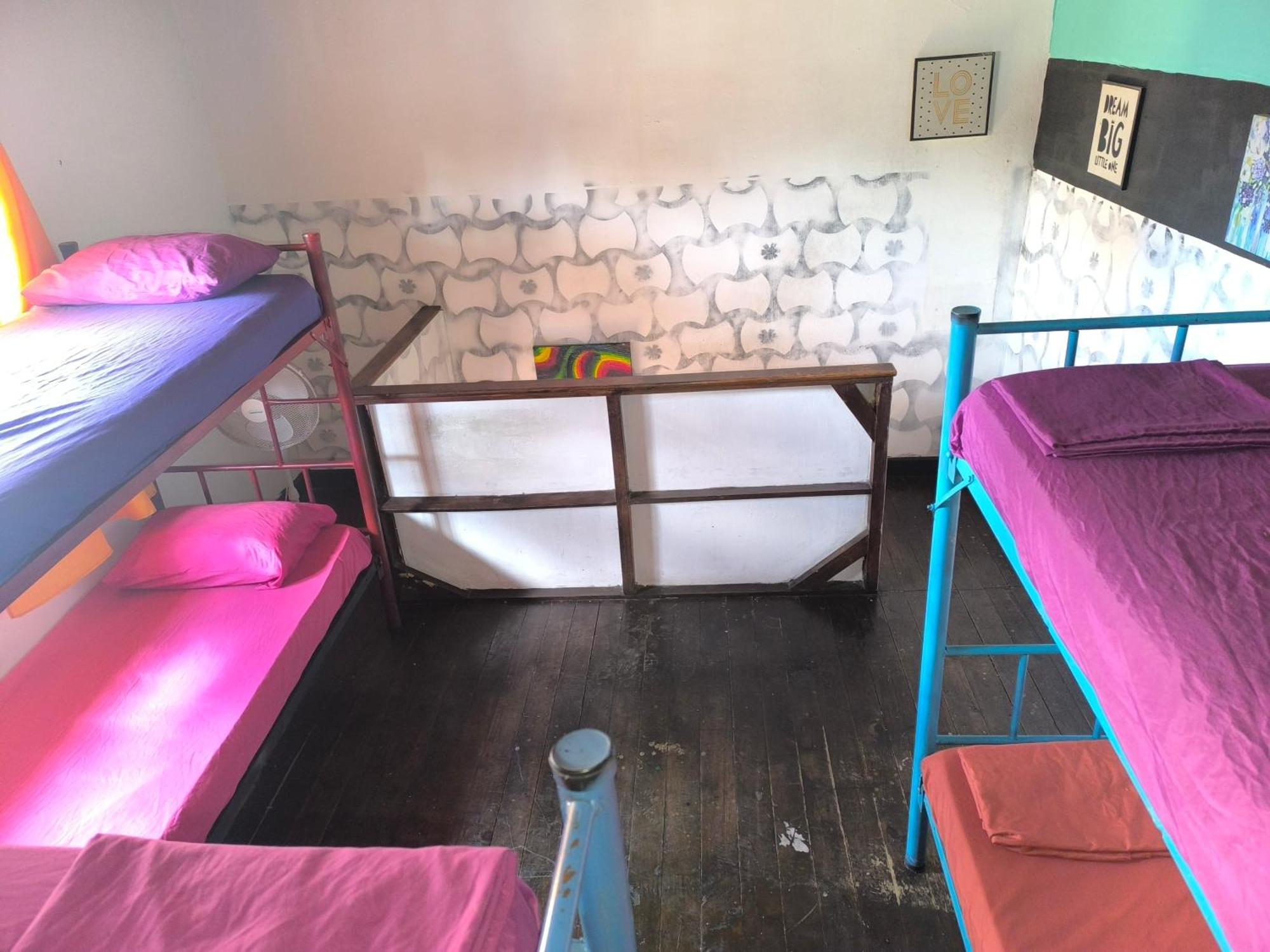 Karim Hostel Guatemala City Exterior photo
