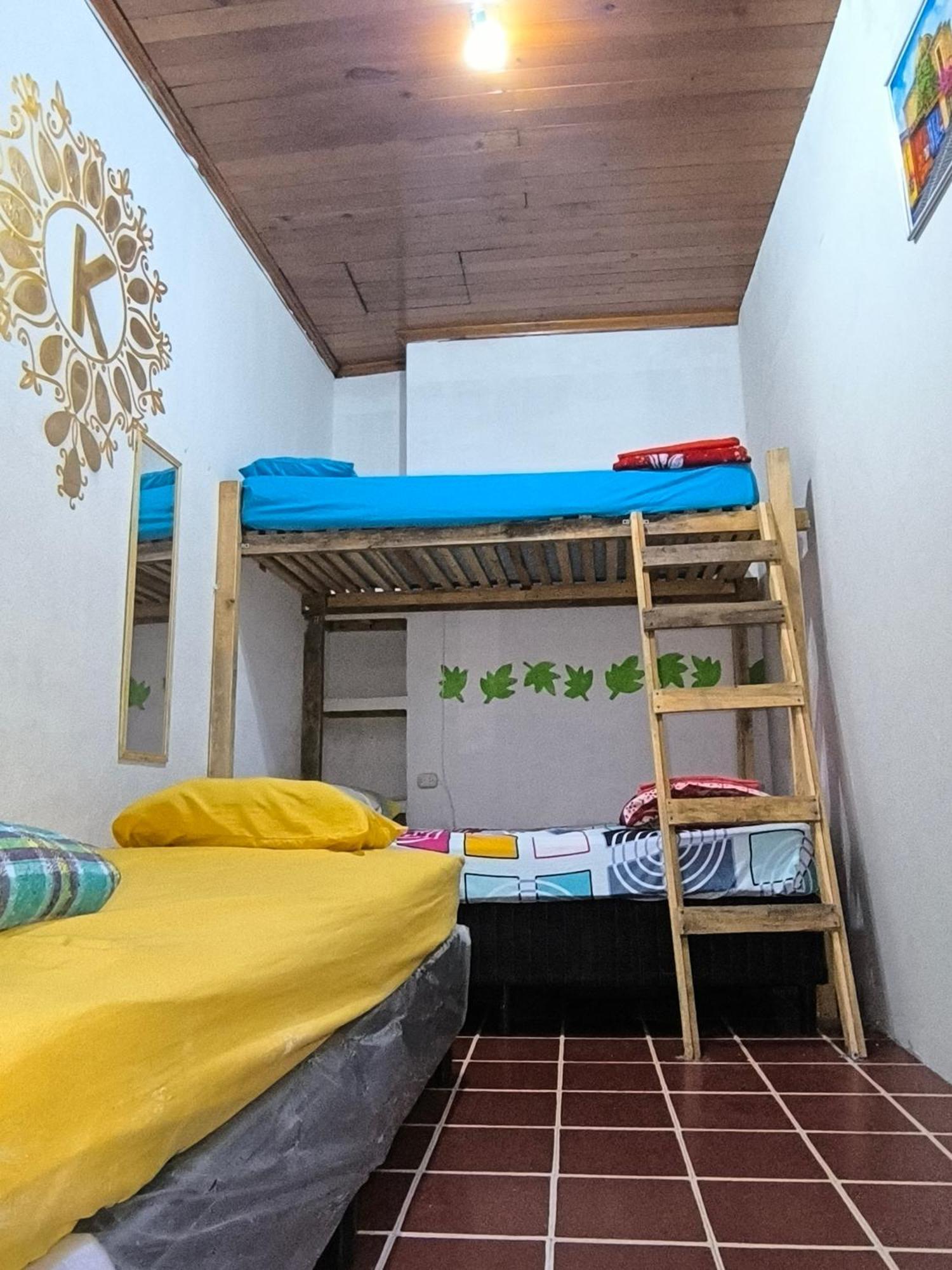 Karim Hostel Guatemala City Exterior photo
