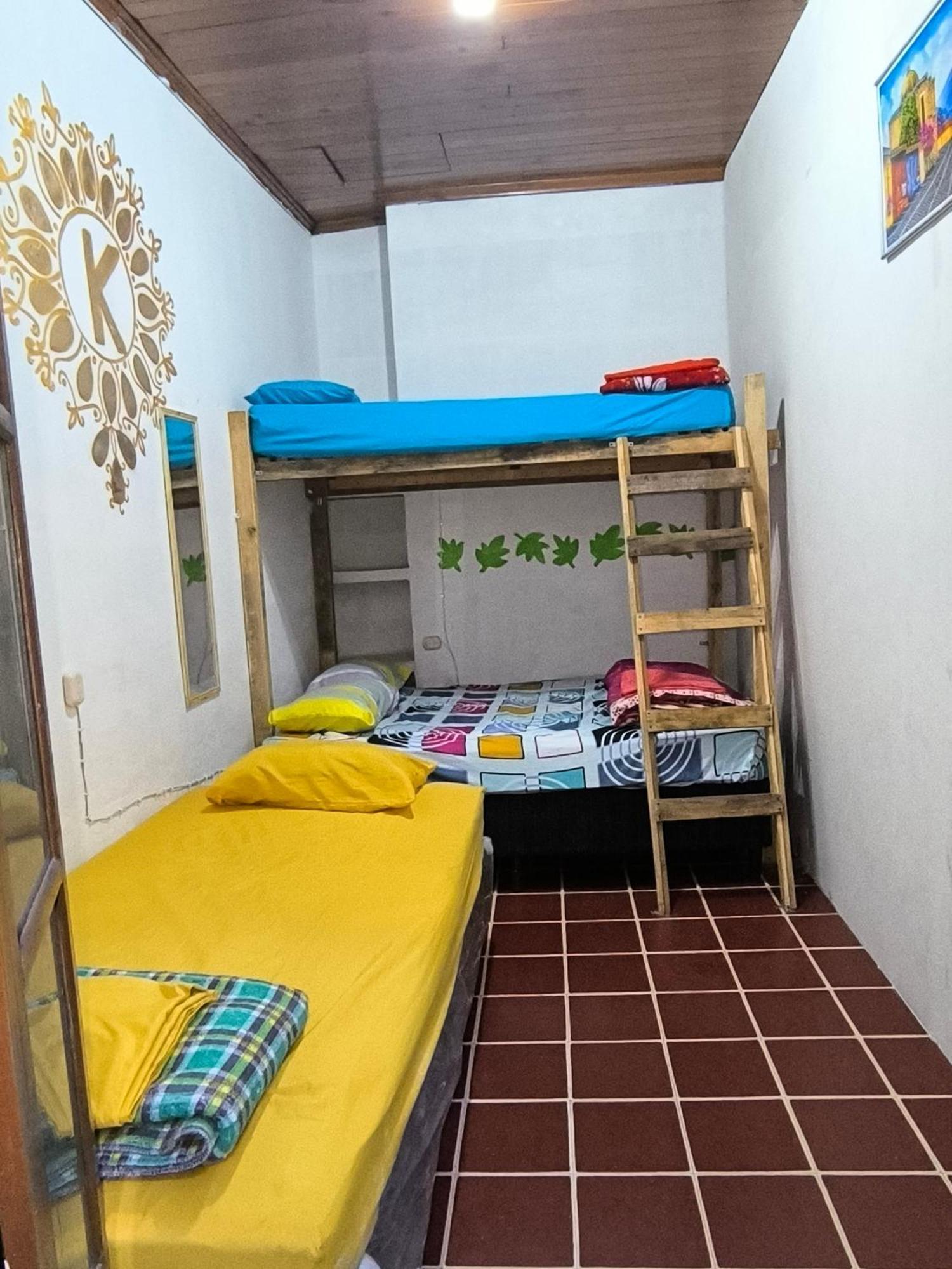 Karim Hostel Guatemala City Exterior photo